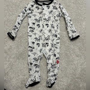 Magnetic Me sleeper